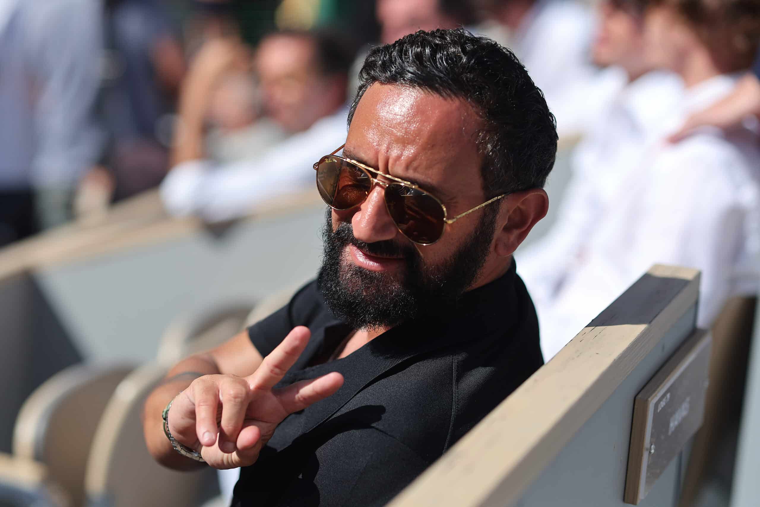 Julien Courbet dit que Cyril Hanouna a produit sans bénéfice le concert SOS Solidarité Incendies