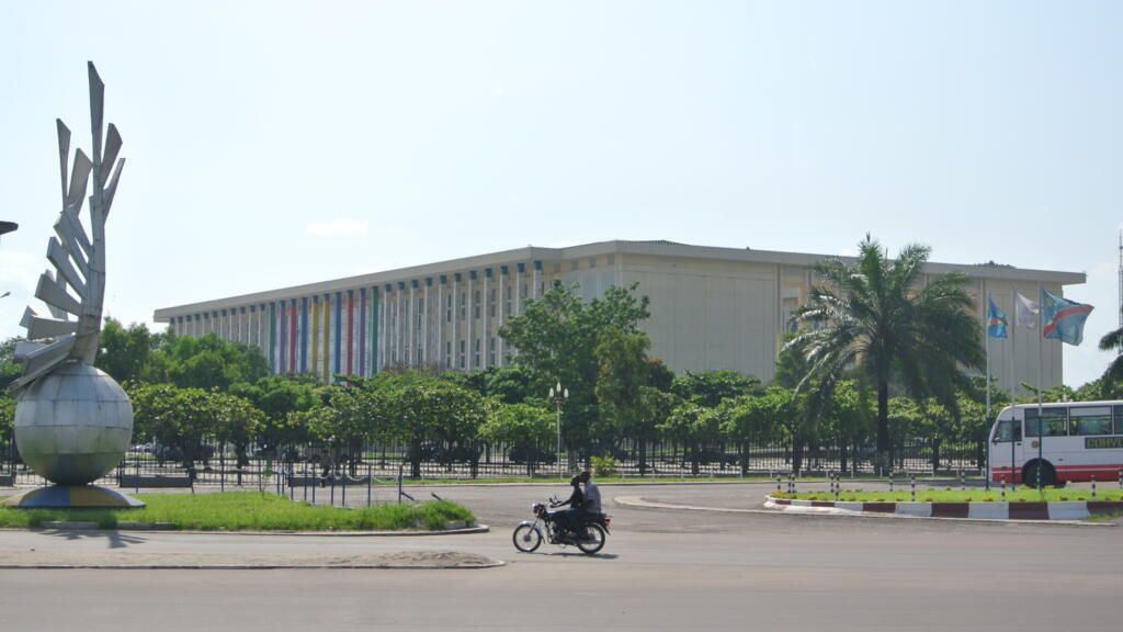 RDC: référendum, nouvelle Constitution… l’article 220 au centre du bras de fer