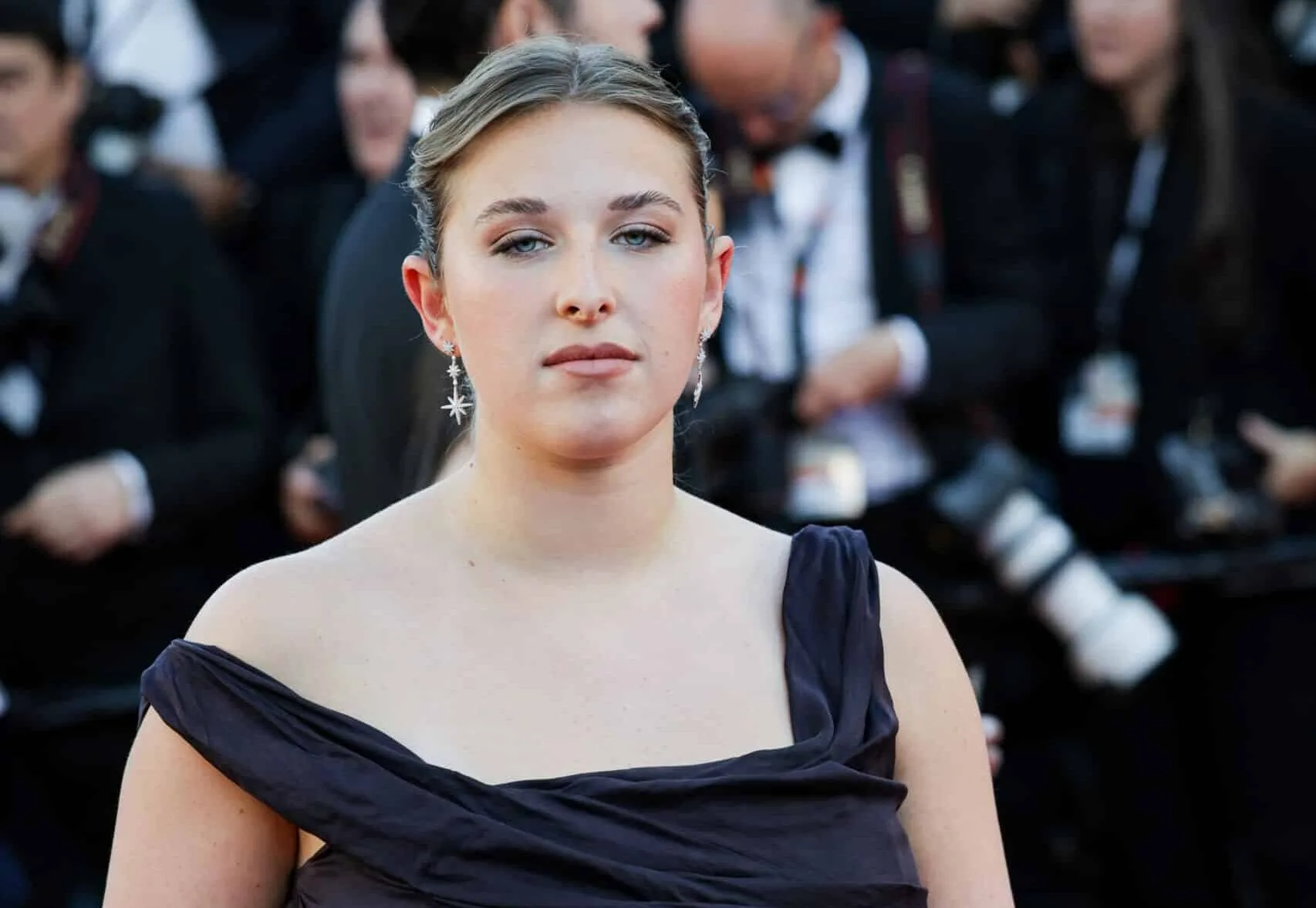 Helena Bailly victime d’une fausse rumeur : les Francofolies de Nouvelle-Calédonie démentent une annulation