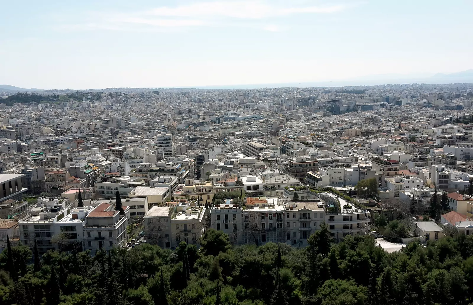 Grèce : des migrants secourus au large de la Crète transférés vers Lesbos et Samos