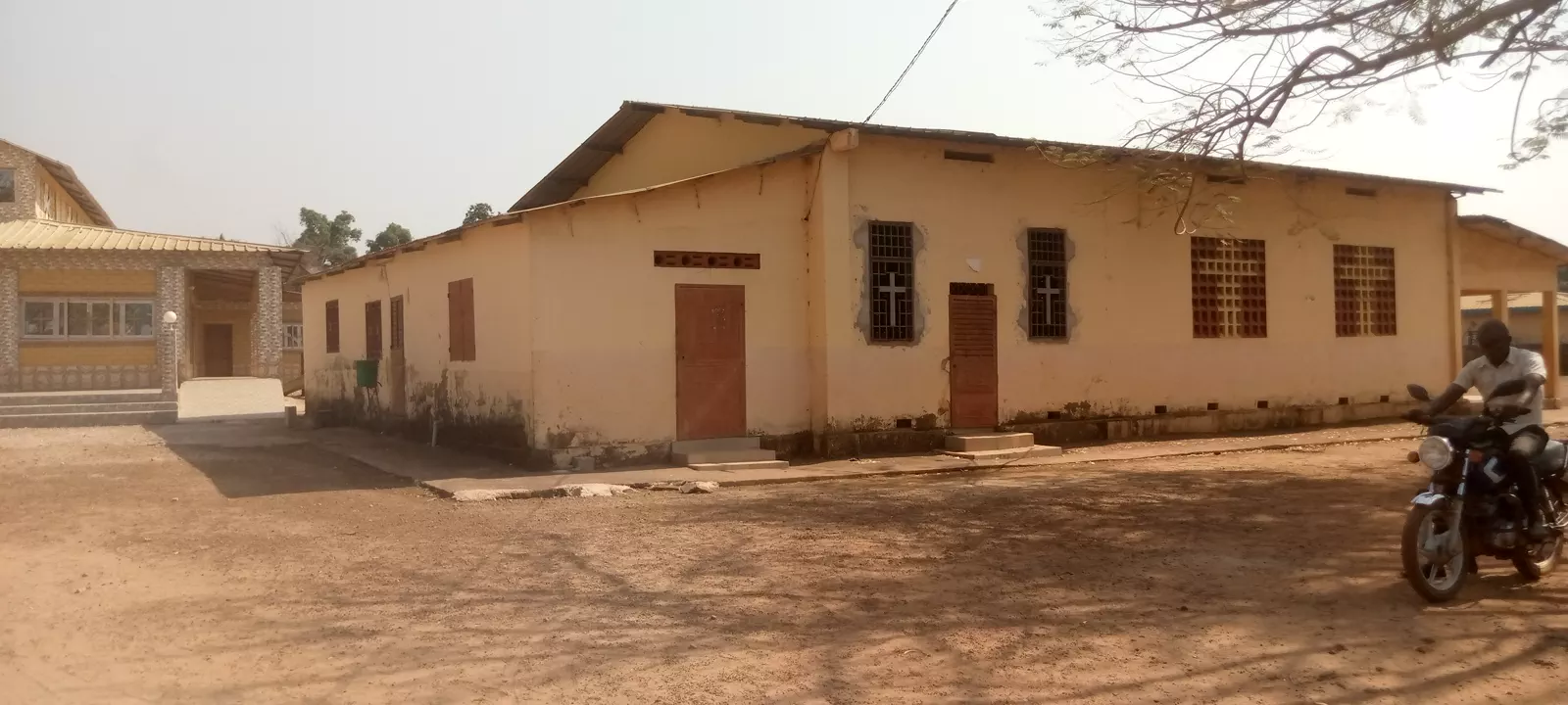 Guinée : six corps découverts dans une fosse à Sabakhouré, une enquête ouverte à Forécariah