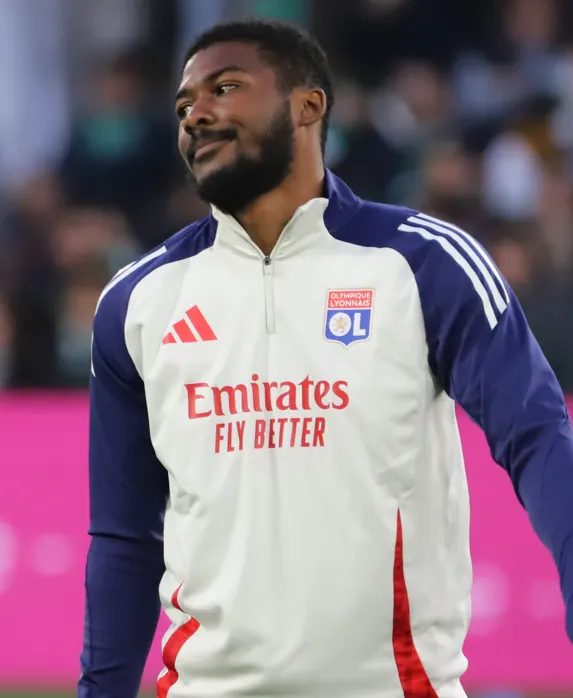 Ainsley Maitland-Niles quitte l’Olympique Lyonnais pour Everton