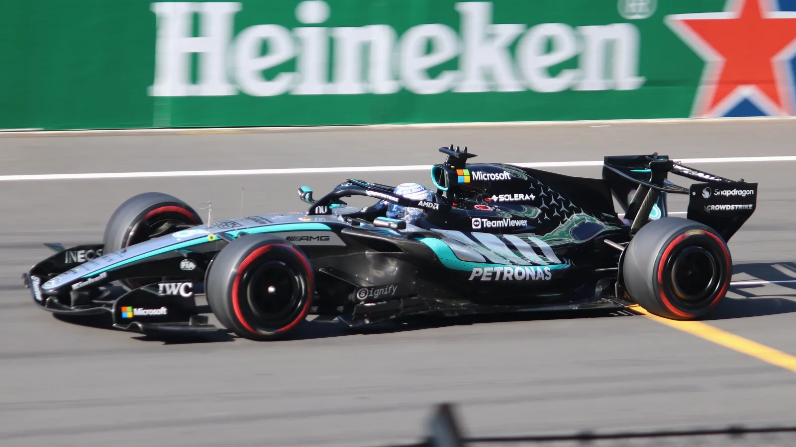 GP d’Azerbaïdjan : Russell relègue Verstappen à 0,827 seconde