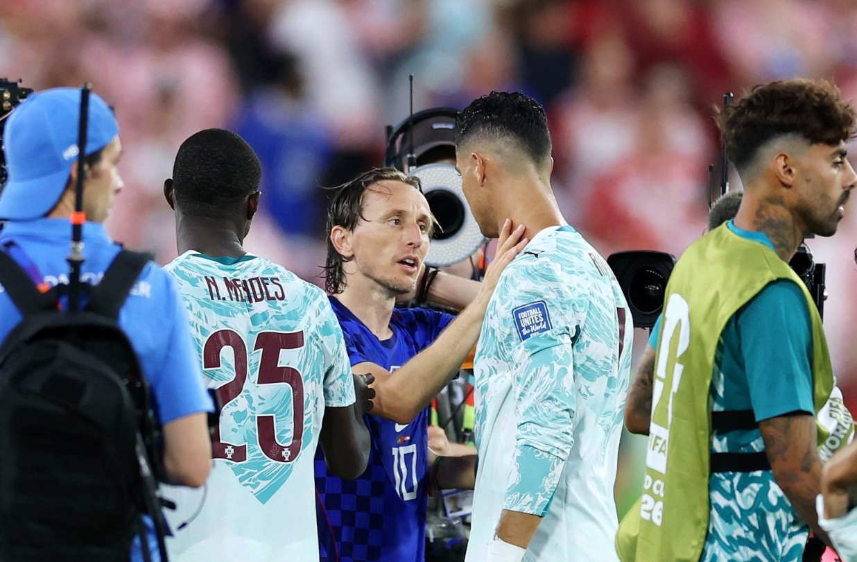 Cristiano Ronaldo reveals his exchange with Luka Modrić after Portugal 2-1 Croatia.