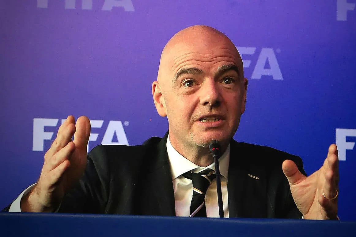 “Gianni Infantino thinks he’s Jesus,” Alan Brazil calls for the FIFA president’s resignation.