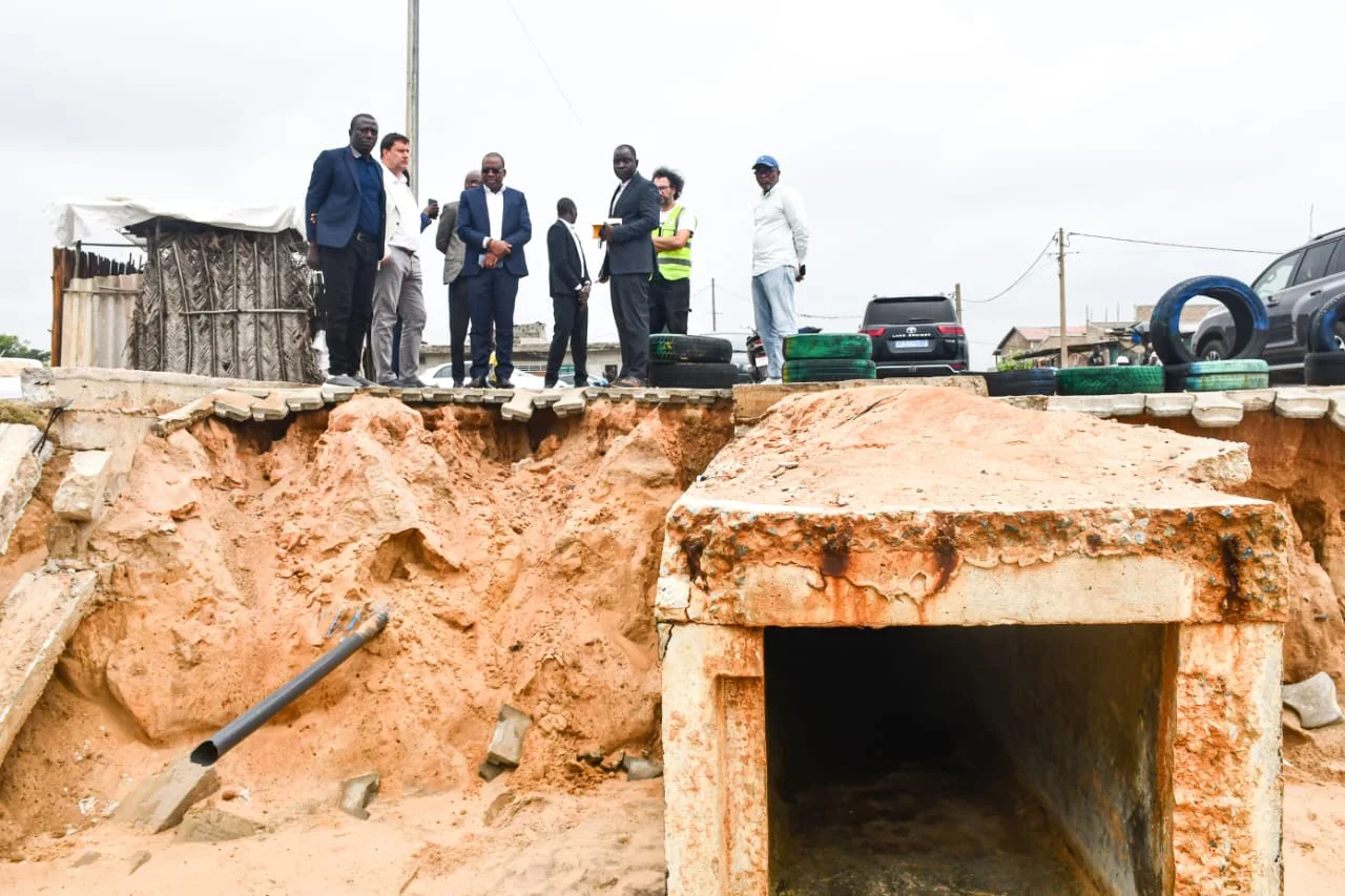 Coastal erosion: Minister Georges Alé on a mission to assess the East coastline of Benin