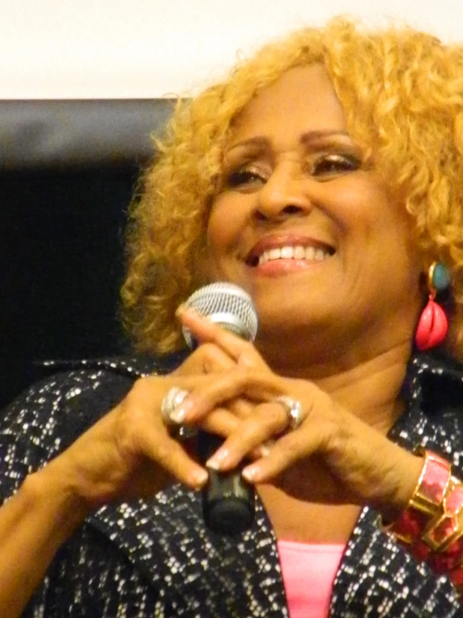Darlene Love reveals three-year secret affair with Bill Medley