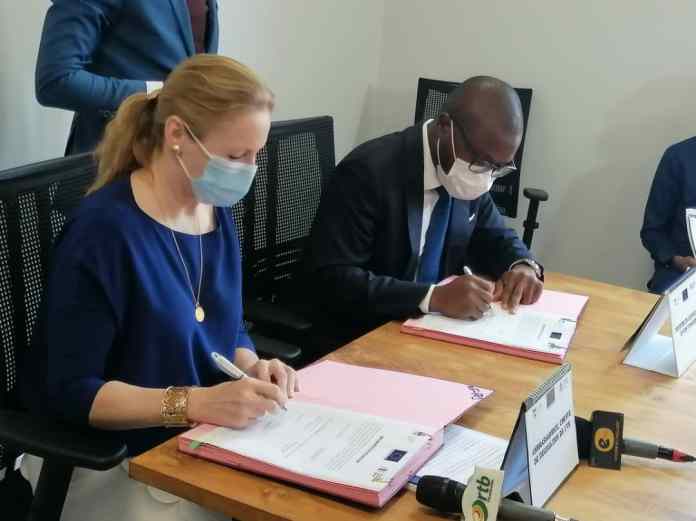 Signature de contrat de financement entre le Bénin et la BEI