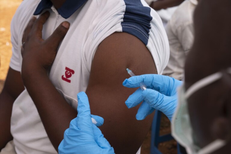 Vaccin contre la COVID-19 en Afrique