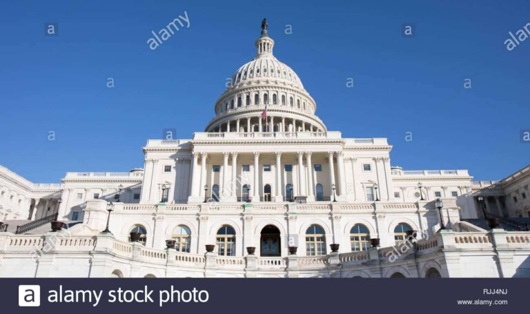 l-arriere-du-batiment-du-capitole-a-washington