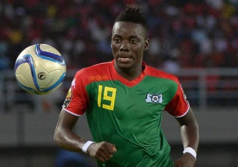 Bertrand TraorÃ© lors d'un match de son Ã©quipe Ã  la CAN 2022