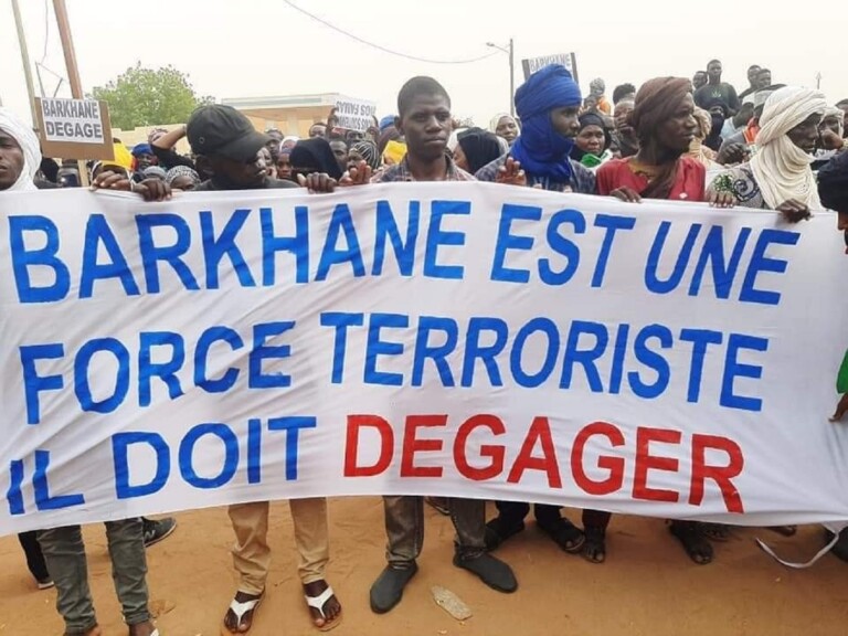 Mali: manifestation Ã  Gao pour exiger le dÃ©part de Barkhane de la ville