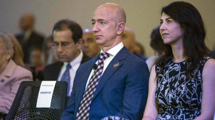 Jeff Bezos, son ex-épouse, McKenzie Scott demande à nouveau le divorce @TVA Nouvelle