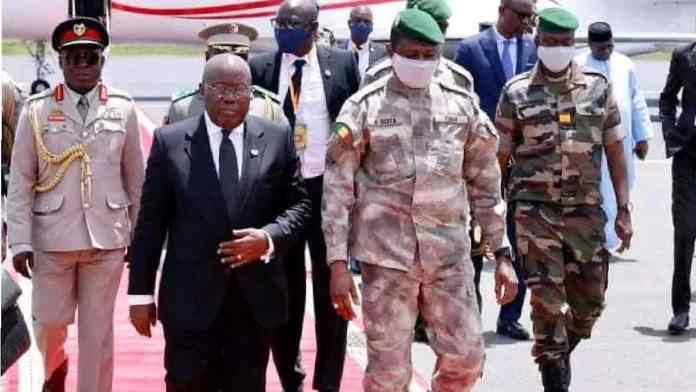 Mali: début des négociations entre la délégation de la CEDEAO et Assimi Goïta