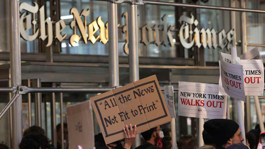 Pour la première fois depuis 40 ans, les salariés du New York Times font grève