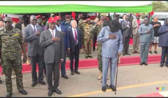 Au Soudan du Sud, le président Salva Kiir Mayardi a fait pipi sur lui-même @ capture d'écran