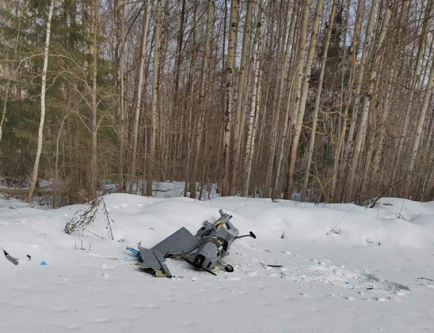 Елабуга нападение беспилотников. Uj-22 Airborne. Беспилотник в Подмосковье. Беспилотник упал в Московской области.