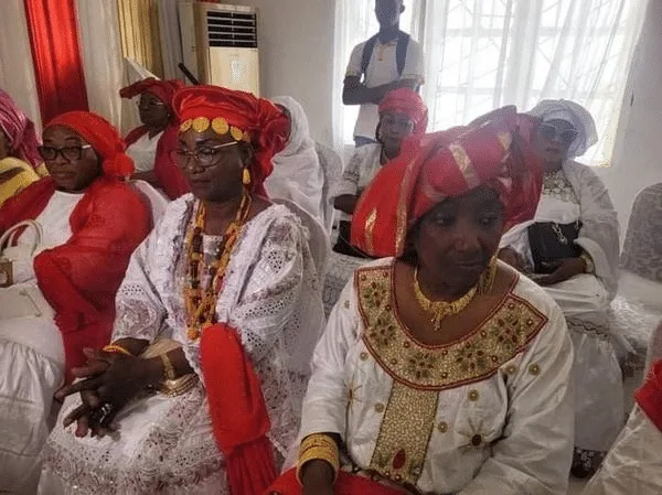 Aicha Koné : son fils Tshaga s'est marié (photo) Aicha Koné : son fils Tshaga s'est marié (photo) | Affairage.ci