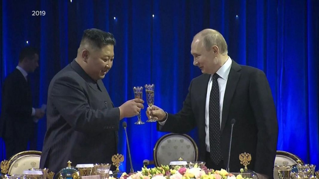 Le président russe Vladimir Poutine et le dirigeant nord-coréen Kim Jong Un