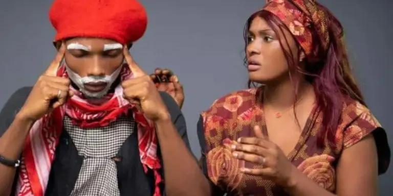 Oumou la femme de Hakim