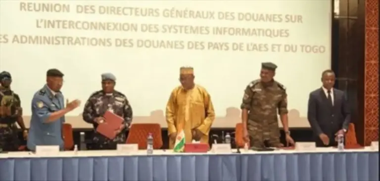 AES: vers un accord d’interconnexion entre les pays membres et le Togo