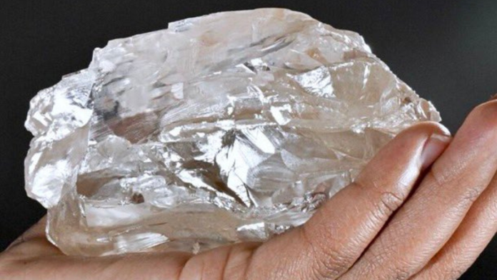 Le deuxième plus gros diamant au monde découvert au Botswana