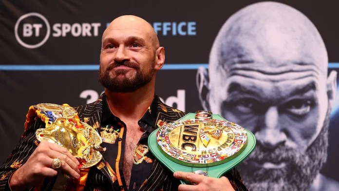 Tyson Fury lors d'une conférence de presse au stade Wembley à Londres le 20 avril 2022. @ADRIAN DENNIS _ AFP