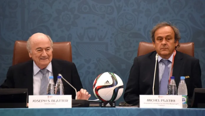 Sepp Blatter et Michel Platini comparaissent pour escroquerie en Suisse © AFP - MARCUS BRANDT