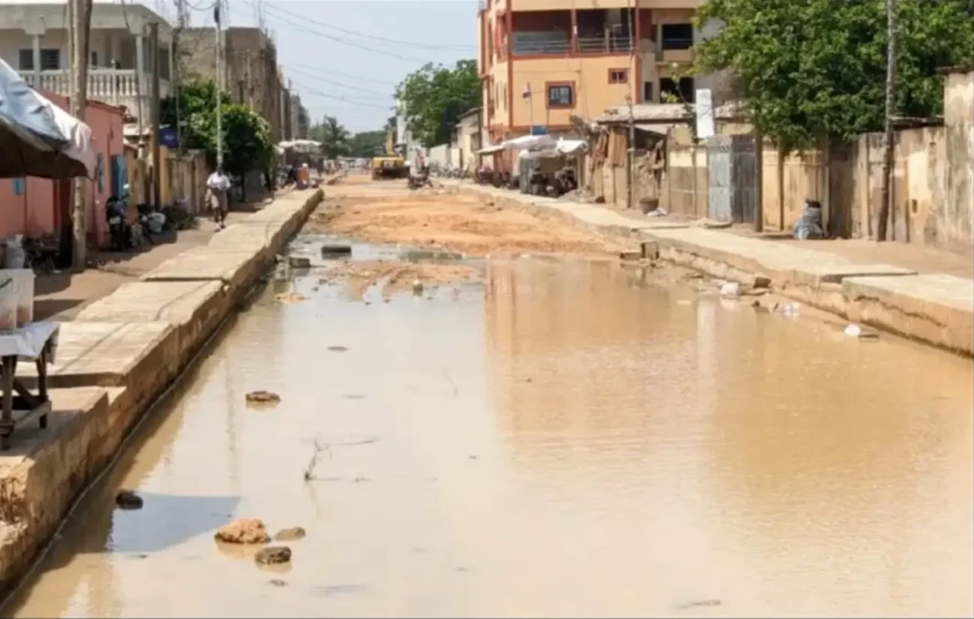 Chantier routier à l'abandon au Togo