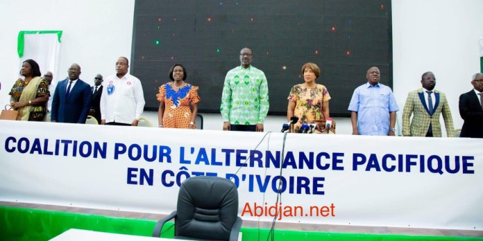 Les partis d'opposition ivoiriens forment une coalition