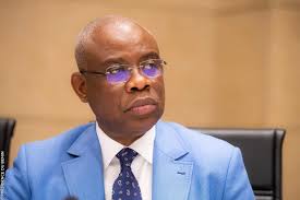 José Tonato, nouveau ministre de l'énergie du Bénin, lors d'une conférence de presse.