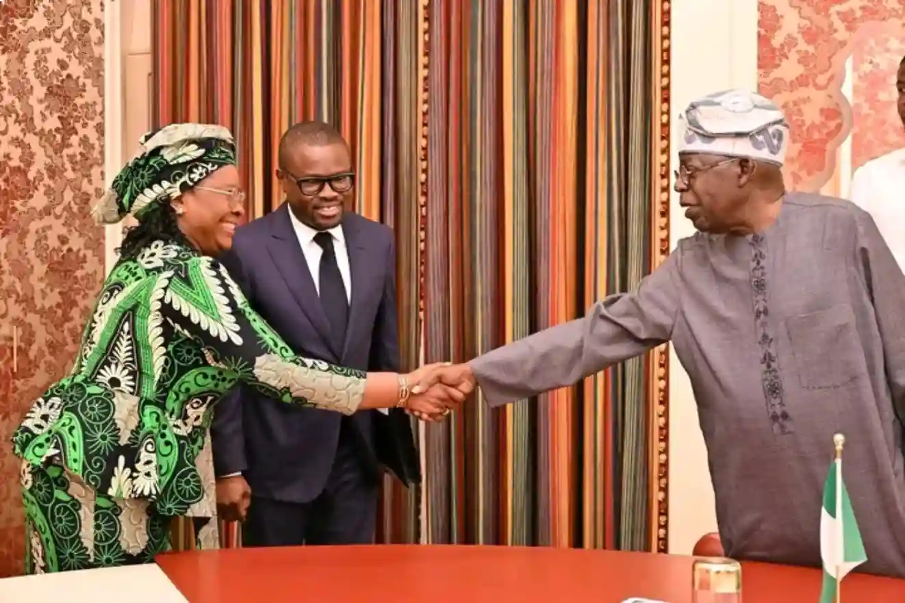 L’ambassadrice du Bénin, Paulette Adjovi Yèkpè et Le ministre Romuald Wadagni