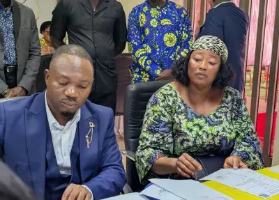 Duo surprise lors de la réception à la CENA pour les élections présidentielles de 2026 au Bénin.