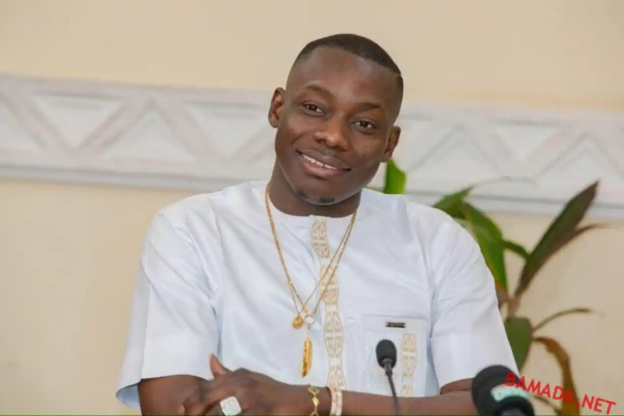 Mali: le chanteur Sidiki Diabaté élevé au rang de Chevalier du Mérite des Arts et de la Culture
