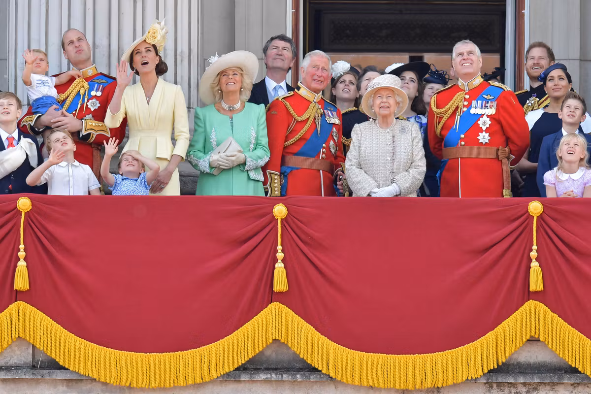 Buckingham Palace, ton univers impitoyable