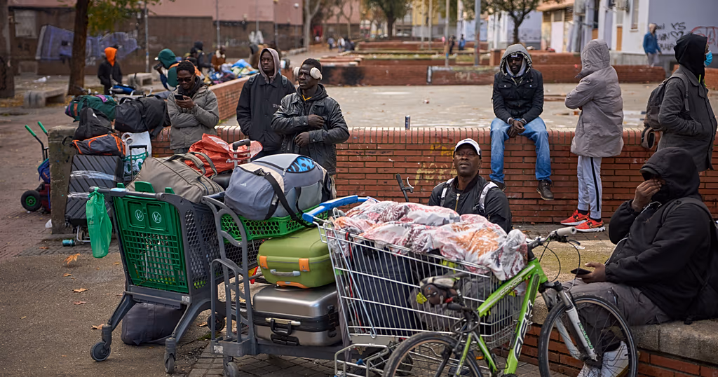 L'Espagne va régulariser plus de 500 000 migrants sans papiers
