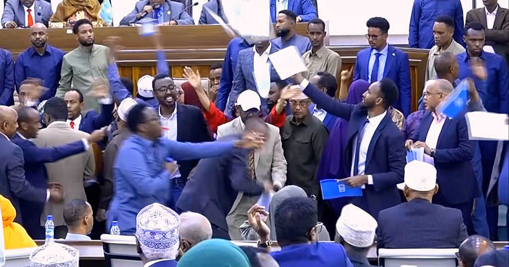 Somalie : chaos au Parlement autour des amendements constitutionnels