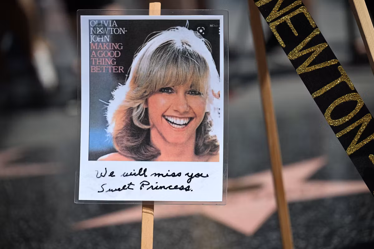 Olivia Newton-John, star de “Grease”, est morte