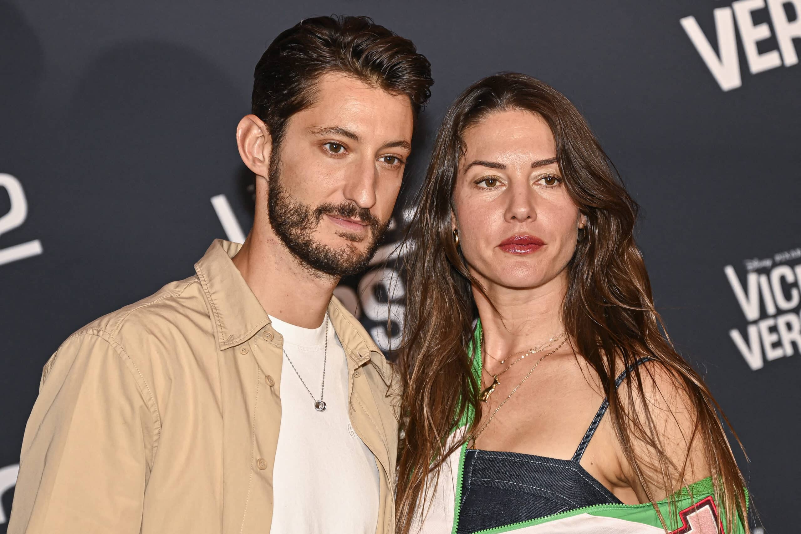 Natasha Andrews : la femme de Pierre Niney, aussi, est un gourou du bien-être
