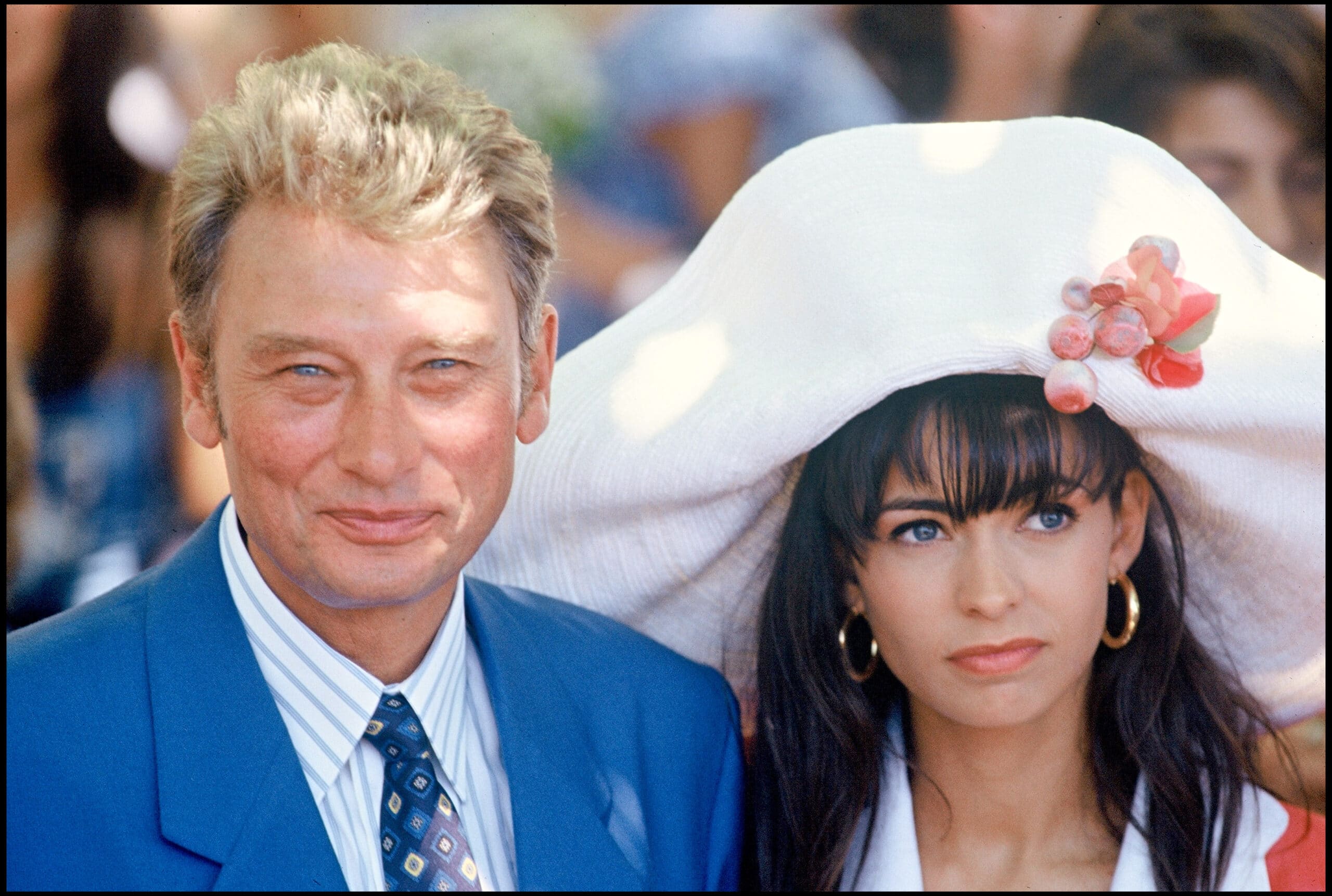 "Je me faisais traiter de p*te" : Adeline Blondieau balance sur Johnny Hallyday