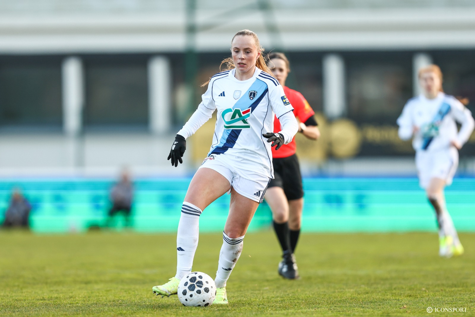 Paris FC en quarts de la Coupe de France féminine après victoire à Saint-Malo