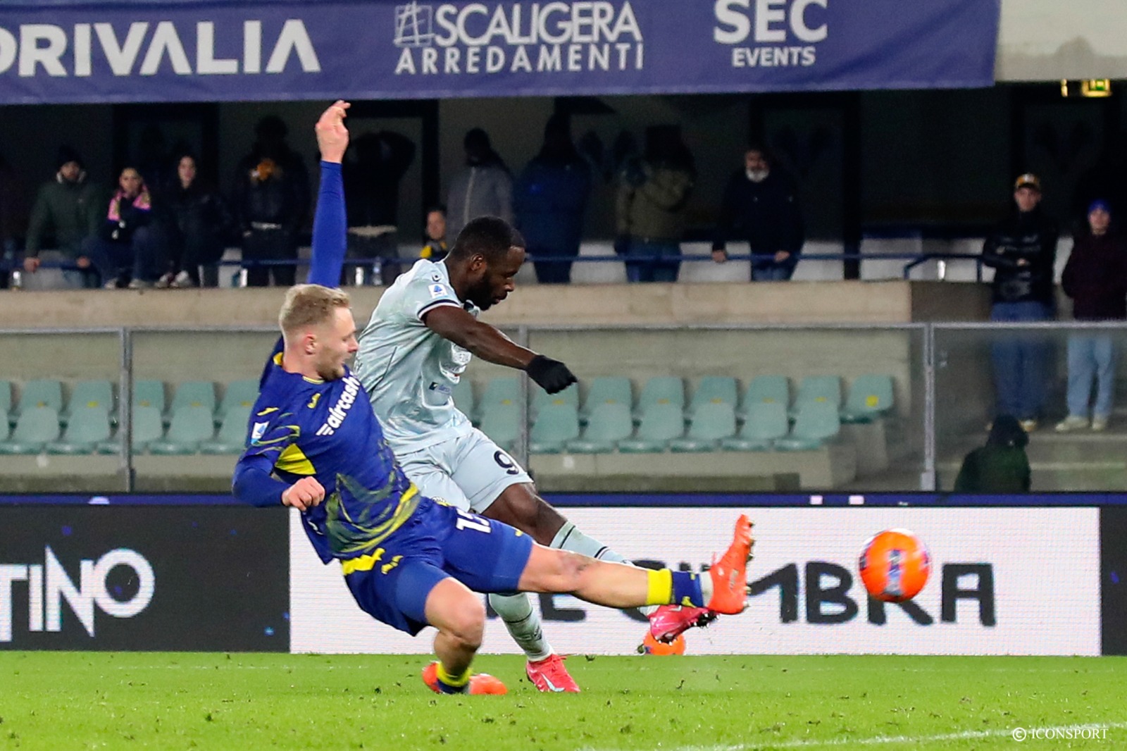 Udinese domine Vérone en Serie A (J22)
