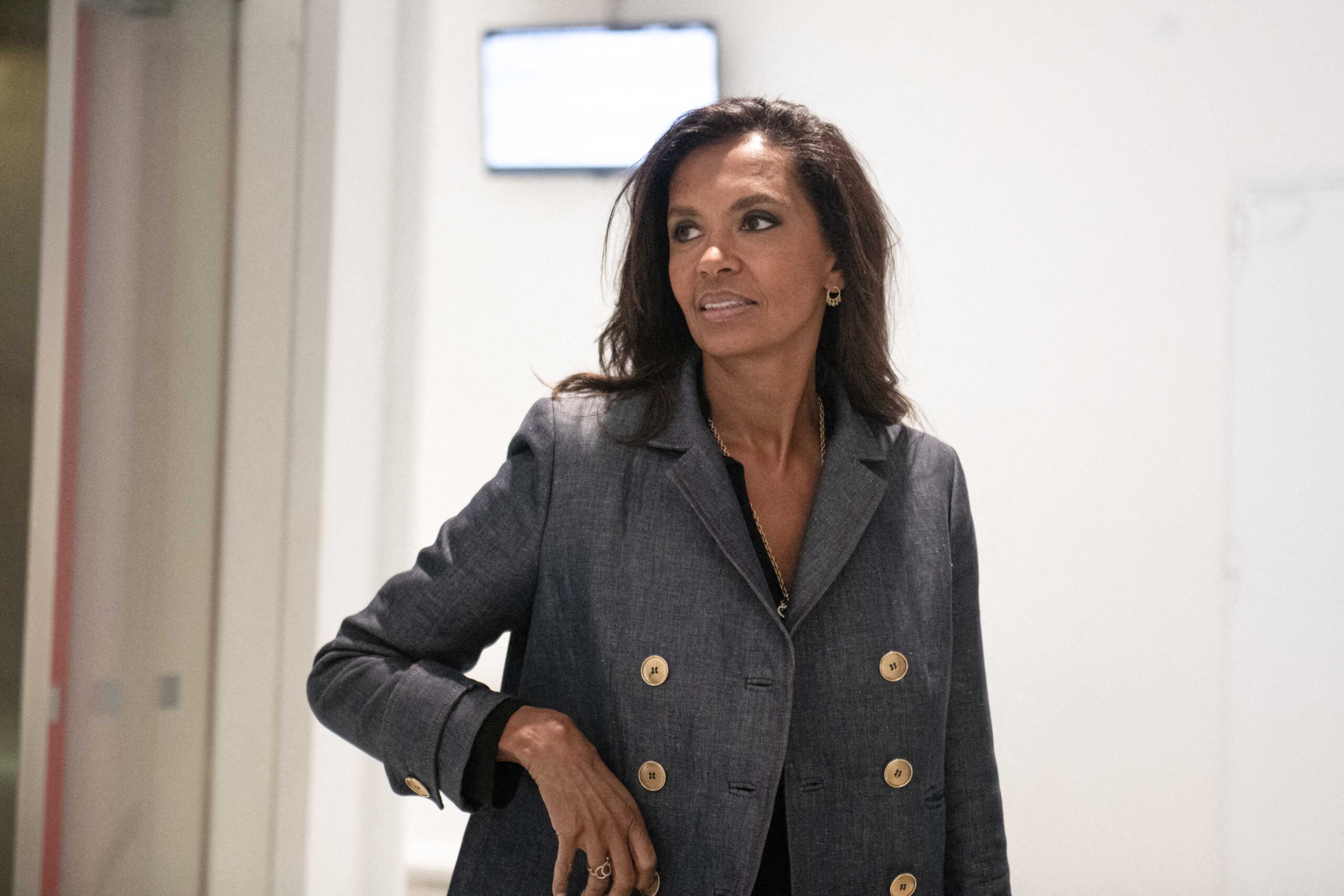 Karine Le Marchand victime de "menaces extrêmement graves" après son passage chez Pascal Praud : M6 intervient en urgence