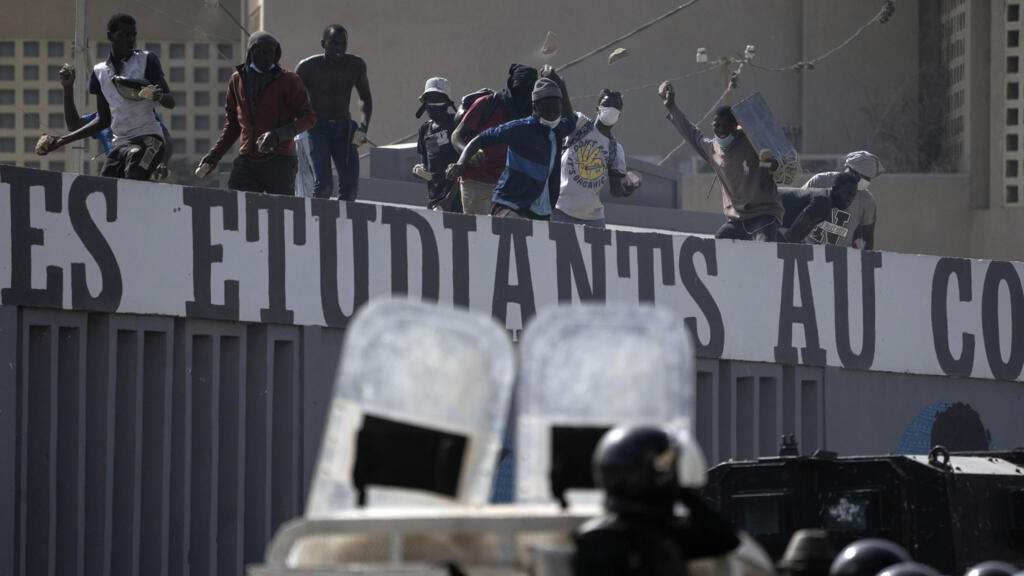 Sénégal: les arriérés de bourses non payés font encore monter la tension à l’université Cheikh-Anta-Diop