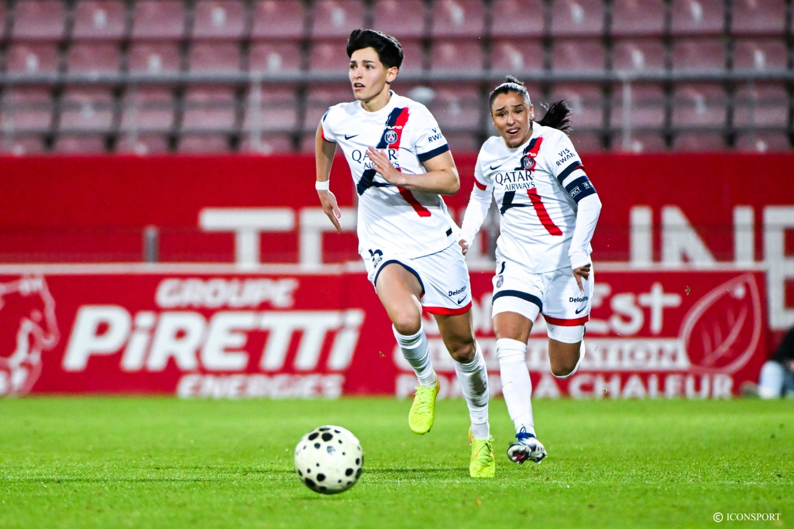Coupe Féminine LFFP (demi-finale) : le PSG bat le Paris FC et se qualifie pour la finale