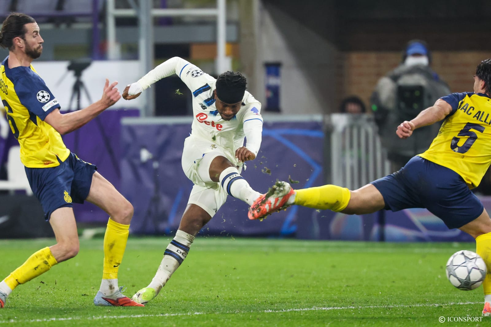 Football : Ademola Lookman transféré à l&rsquo;Atlético Madrid