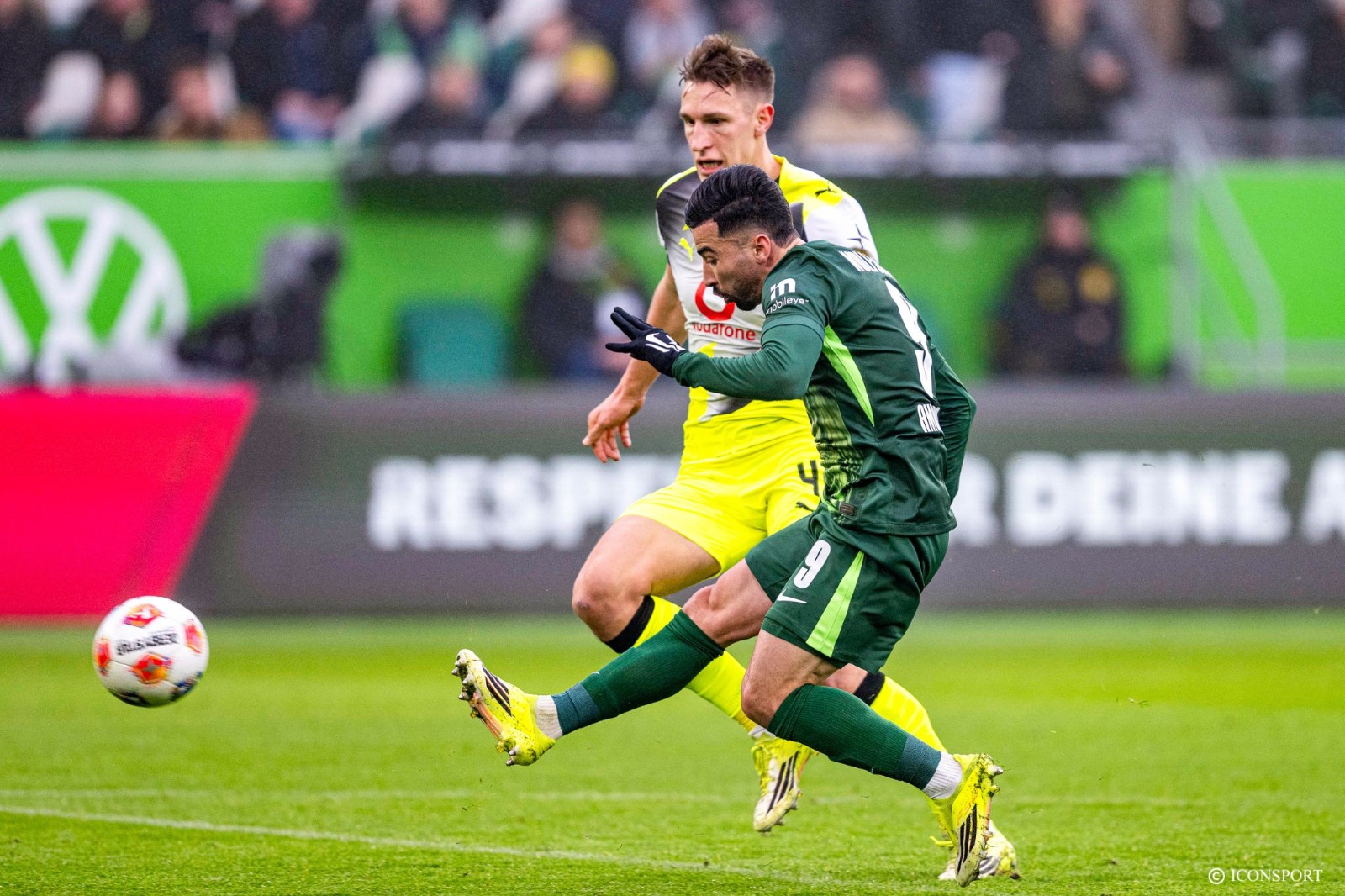 Bundesliga (J22) : Yan Diomande et Mohamed Amoura buteurs lors du match Leipzig – Wolfsburg 