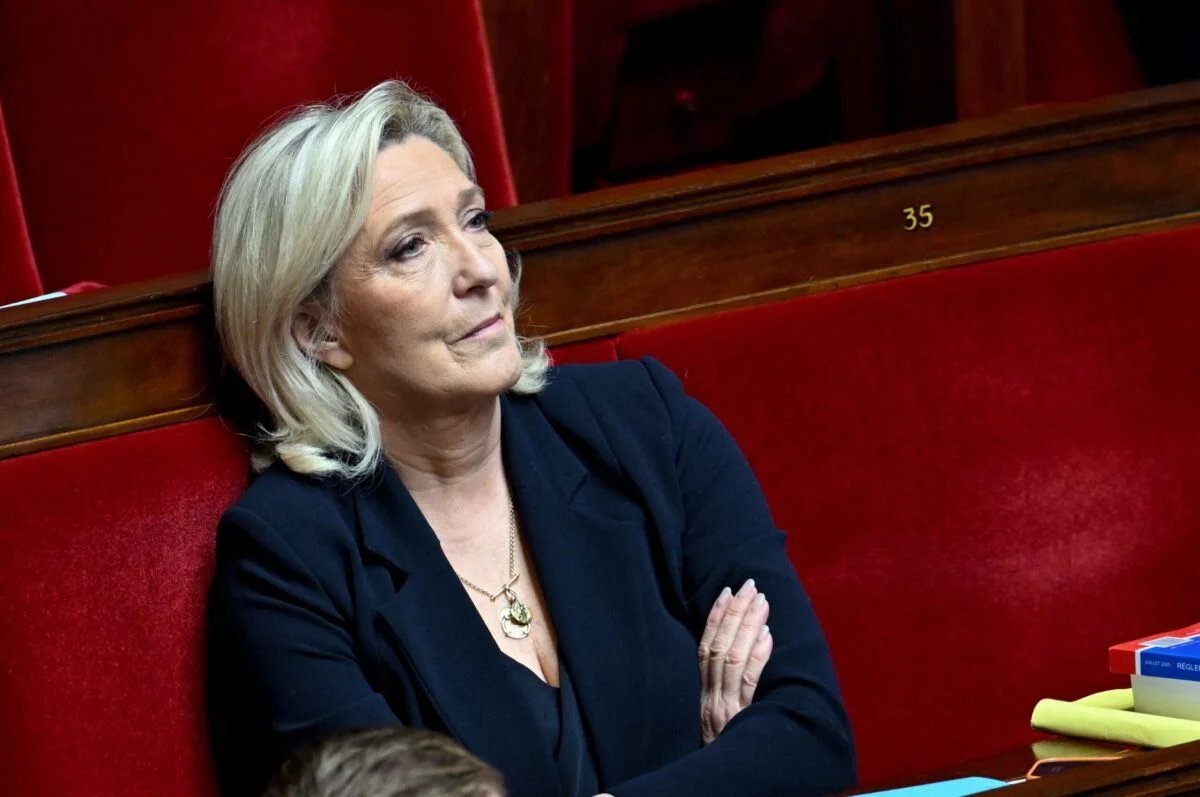 après Jack Lang, Marine Le Pen entachée, son ex éclaboussé par l'affaire Jeffrey Epstein