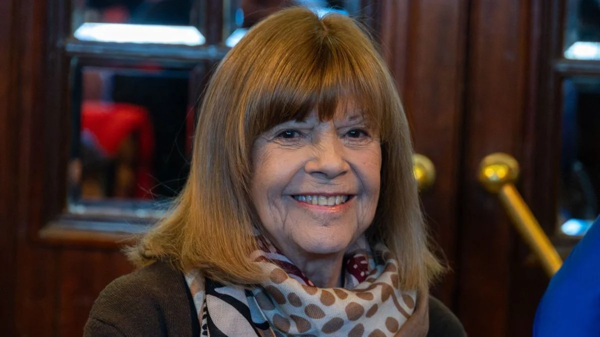Chantal Goya radieuse à 83 ans sans chirurgie esthétique, elle révèle son "secret"