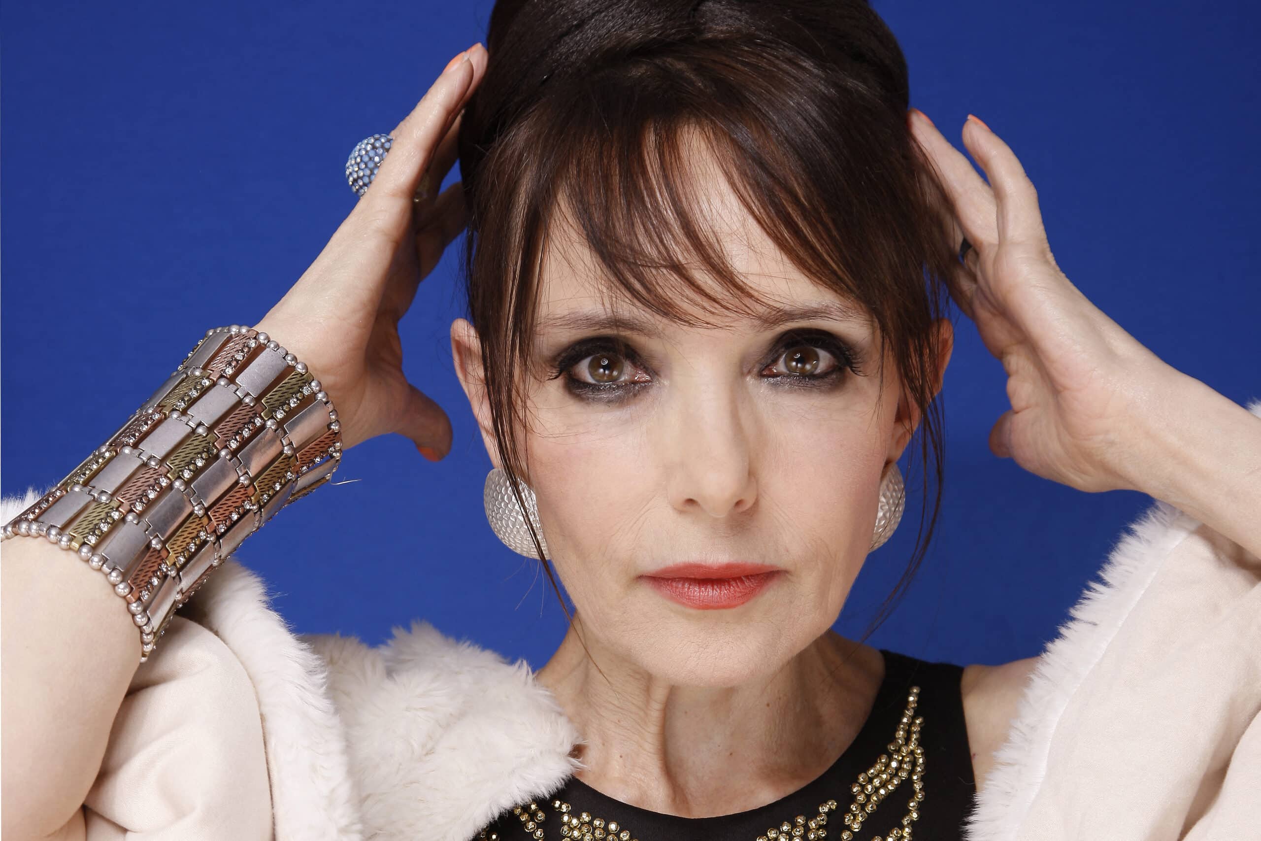 Jeanne Mas "stupéfaite et désolée", annule son concert